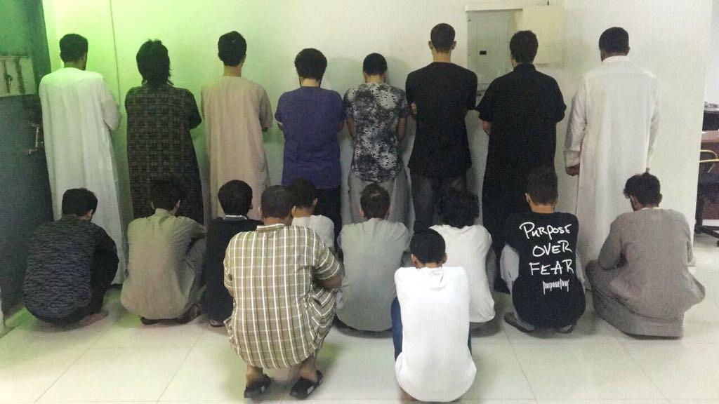 كشف متورطين بجرائم سلب عملاء محلات 