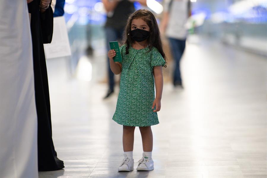 مواطنين عائدين من دبي