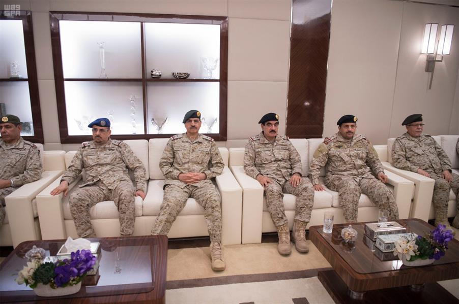 بالصور.. الأمير محمد بن سلمان يستقبل كبار القادة والمسؤولين في وزارة الدفاع بالصور.. الأمير محمد بن سلمان يستقبل كبار القادة والمسؤولين في وزارة الدفاع