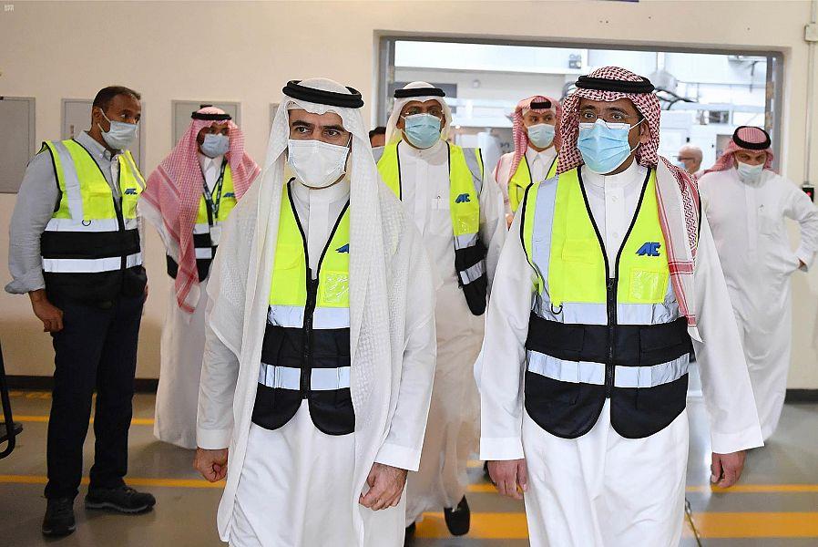 وزير الصناعة بندر الخريف