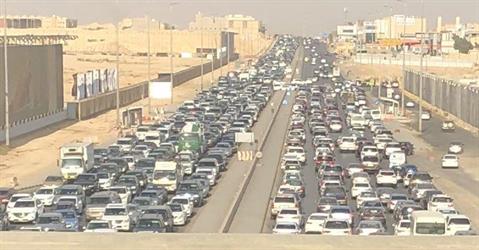 News Traffic Responds To The Media To Publish A Picture Of Heavy Traffic In Riyadh Criticizing The Failure To Manage Traffic