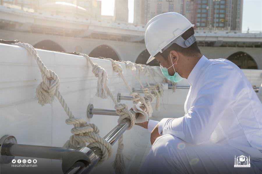  الكعبة المشرفة