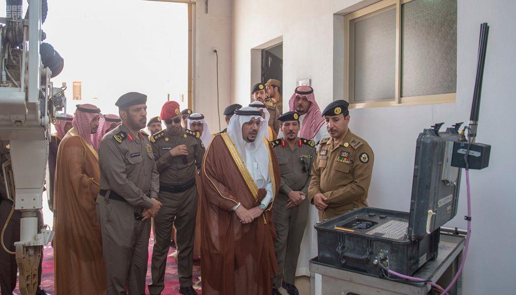أمير القصيم يزور إدارة الأسلحة والمتفجرات بشرطة المنطقة
