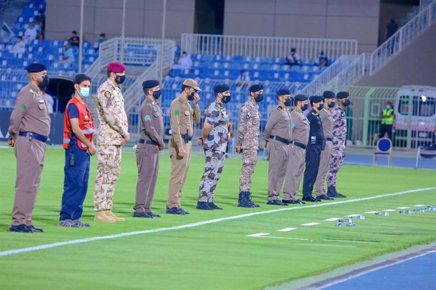 ممر شرفي لأبطال الأمن والصحة
