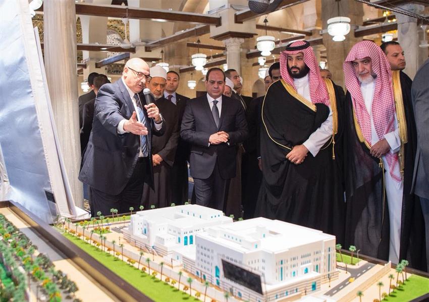 تمت بمنحة سعودية.. ولي العهد والسيسي يتفقدان آخر تجديدات وترميمات الأزهر