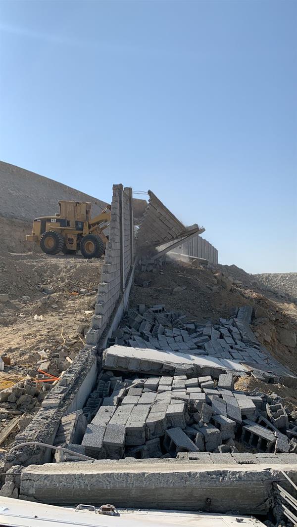 أمانة جدة تزيل 21 سورا مخالفا على مساحة 26 ألف متر بأبرق الرغامة