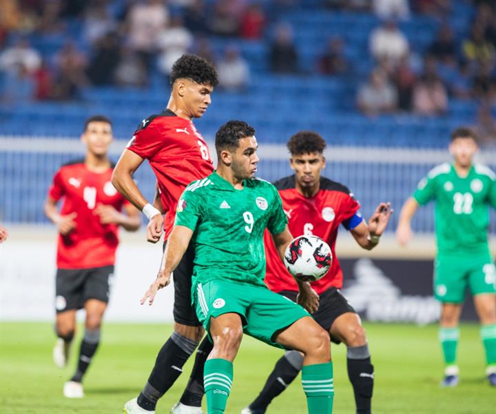 مصر تفوز على الجزائر بثلاثية وتلتقي الأخضر في نهائي كأس العرب تحت 20 عامًا