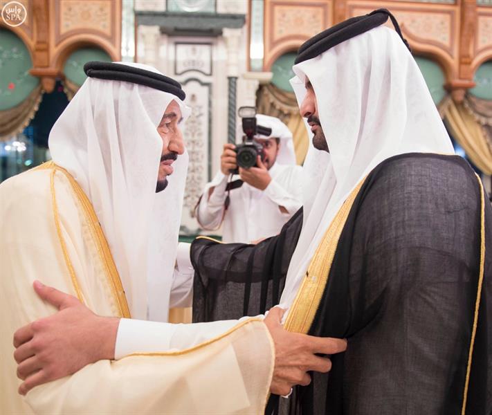 خادم الحرمين الشريفين يستقبل نائب أمير دولة قطر