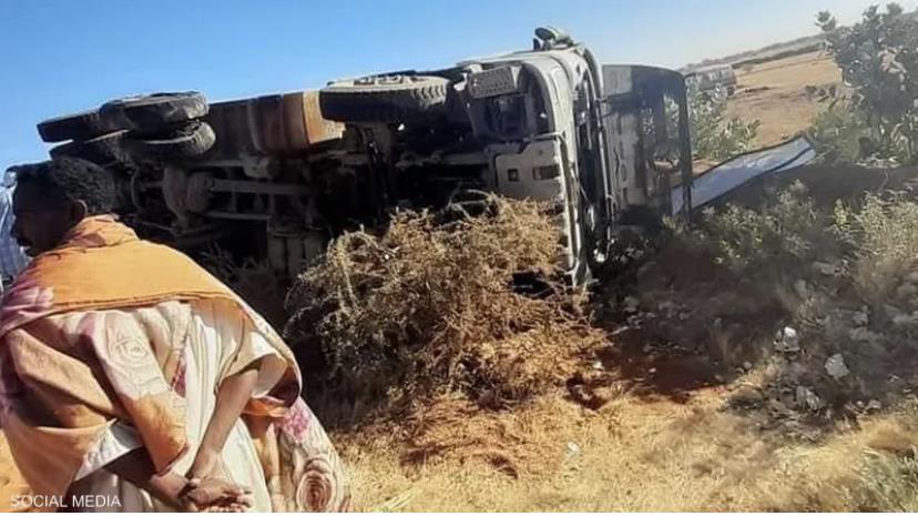 السودان: وفاة وإصابة 35 شخصاً نتيجة اصطدام حافلة بشاحنة (صور)