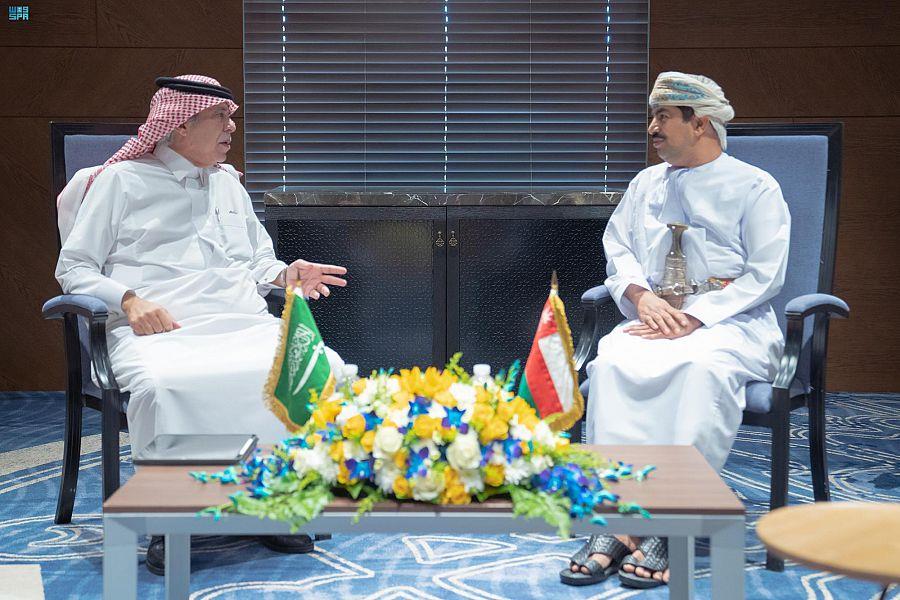 القصبي يجري لقاءات مع وزراء ومسؤولين بعُمان