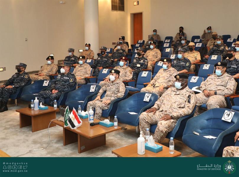 انطلاق مناورات التمرين البحري الثنائي المختلط 