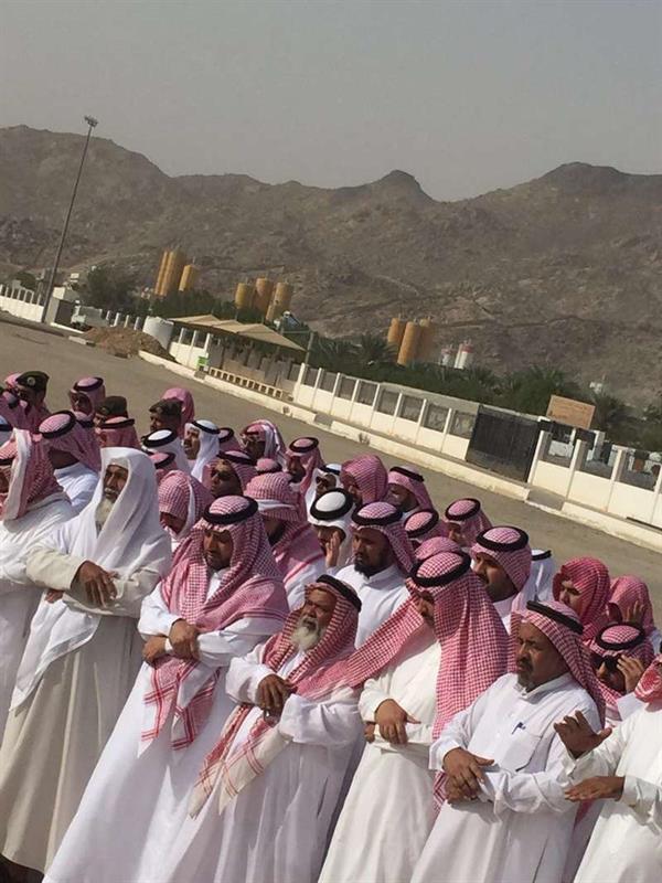 تشييع جثمان أول شهيد بـ