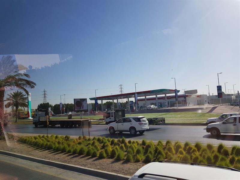 بالصور.. البلدية تفتتح أول محطة وقود نموذجية صديقة للبيئة في الرياض 