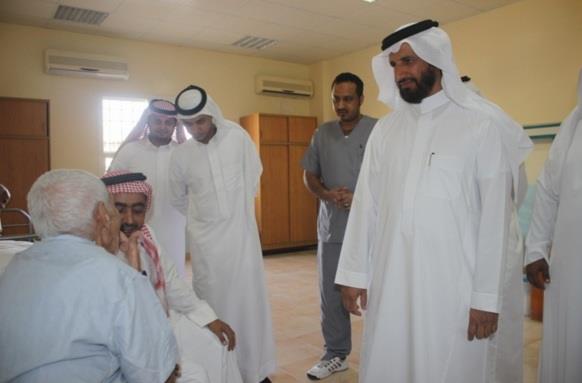 المقرن يقوم بزيارة مفاجئة لمركز التأهيل الشامل بجازان المقرن يقوم بزيارة مفاجئة لمركز التأهيل الشامل بجازان