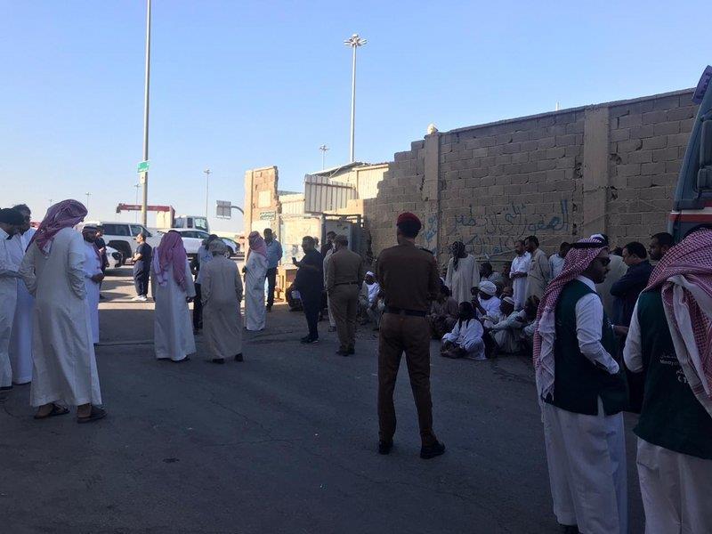 حملة أمنية تطيح بعمالة وافدة يعملون لحسابهم الخاص