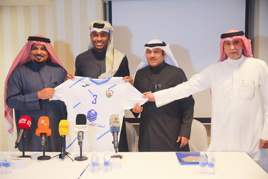 نادي الجهراء الكويتي يُقدم صفقته الجديدة القطري عبدالكريم حسن (صور) نادي الجهراء الكويتي يُقدم صفقته الجديدة القطري عبدالكريم حسن (صور)