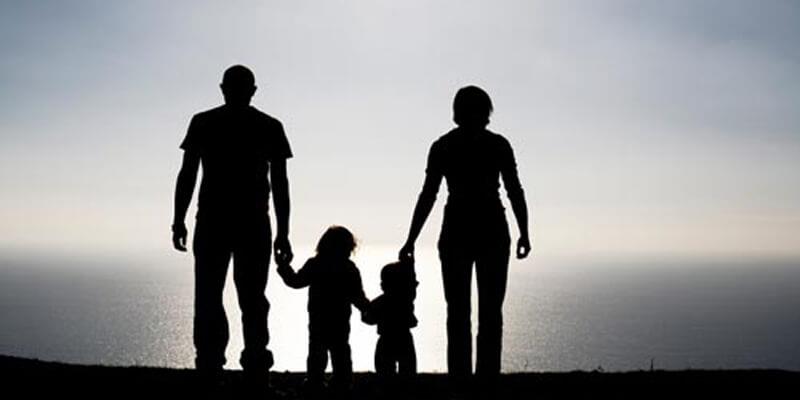 سلوكيات خاطئة في تربية الأبناء.. يجب تجنبها