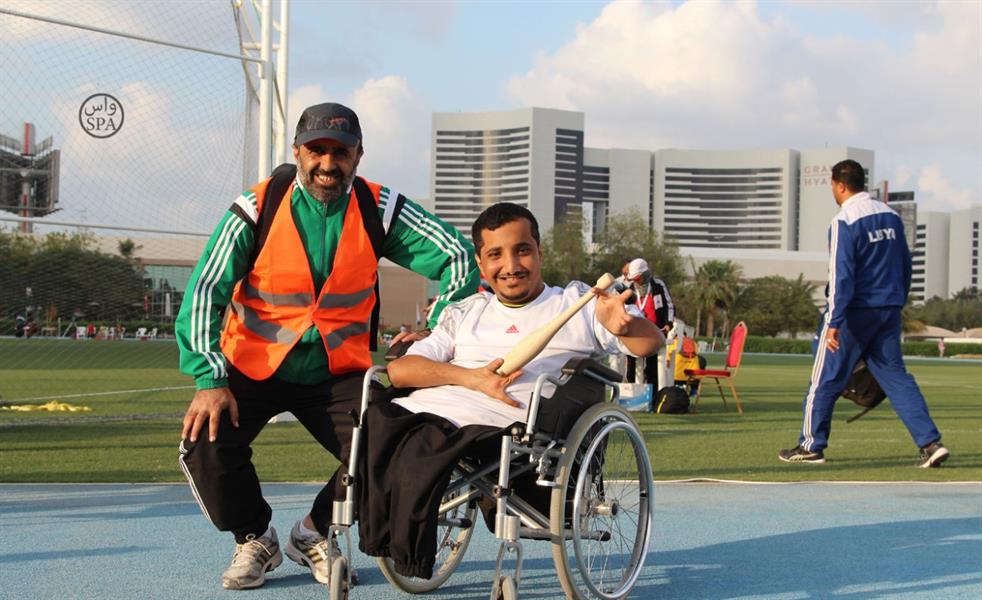 رامي محتفلا بالميدالية البرونزية