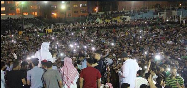 بالصور.. حشد جماهيري يضطر الأمن الأردني لإنهاء محاضرة للشيخ العريفي بالصور.. حشد جماهيري يضطر الأمن الأردني لإنهاء محاضرة للشيخ العريفي