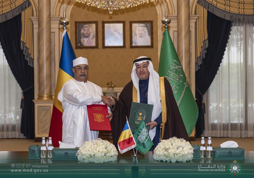 تعاون سعودي تشادي في المناورات العسكرية ومكافحة الإرهاب