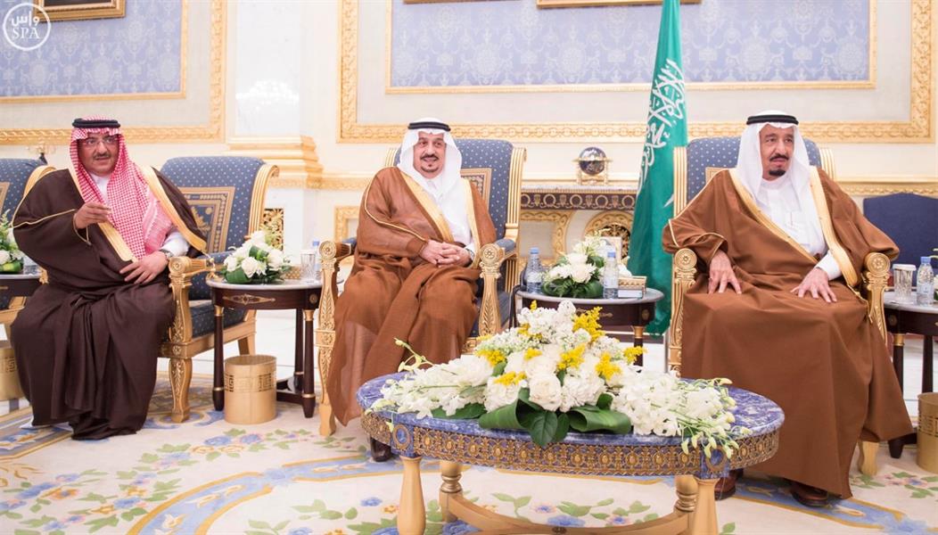 خادم الحرمين الشريفين يصل إلى الرياض