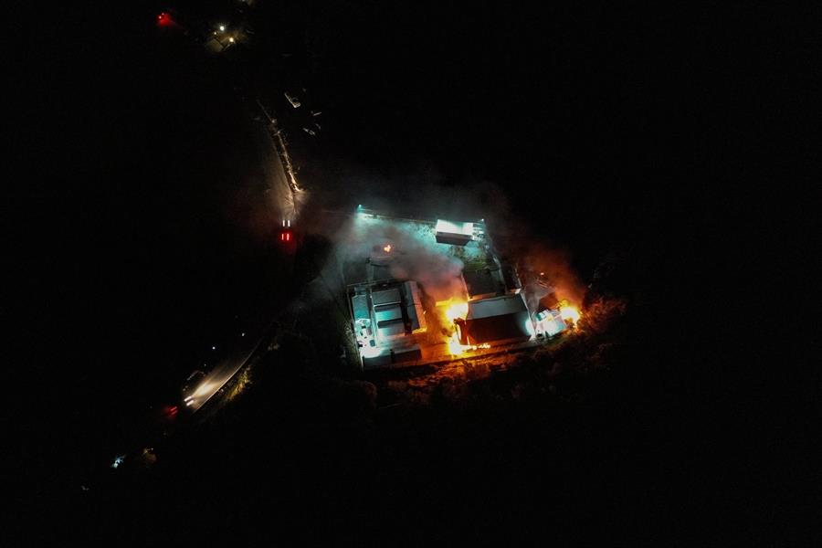 مركز ايواء مهاجرين باليونان مركز ايواء مهاجرين باليونان