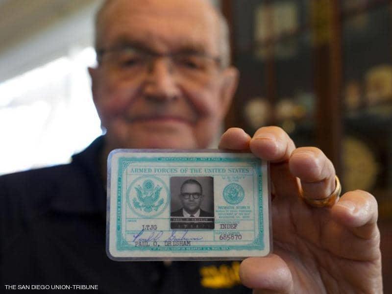 أمريكي يعثر على "محفظته" التي فقدها منذ 53 عامًا في قاع الأرض 