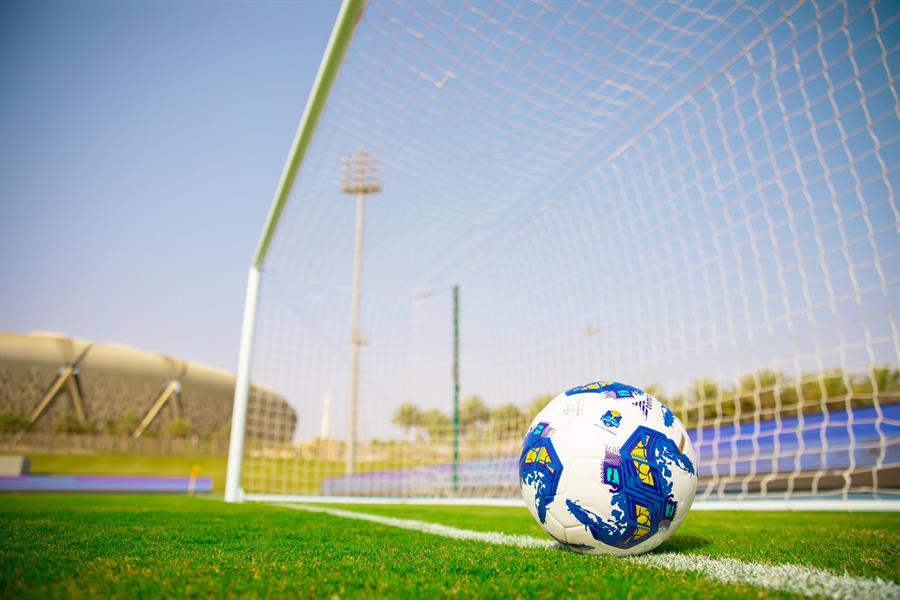 الجوهرة المشعة جازة لبطولة نخبة دوري المدارس