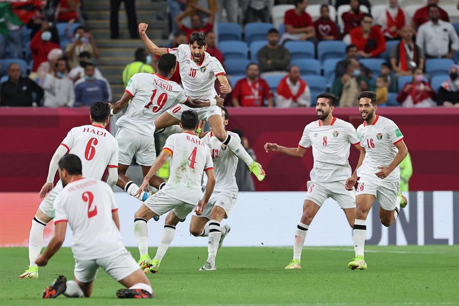 مصر تخطف تأهلاً صعبًا أمام الأردن.. وتضرب موعدًا أمام تونس في نصف نهائي كأس العرب (فيديو وصور)