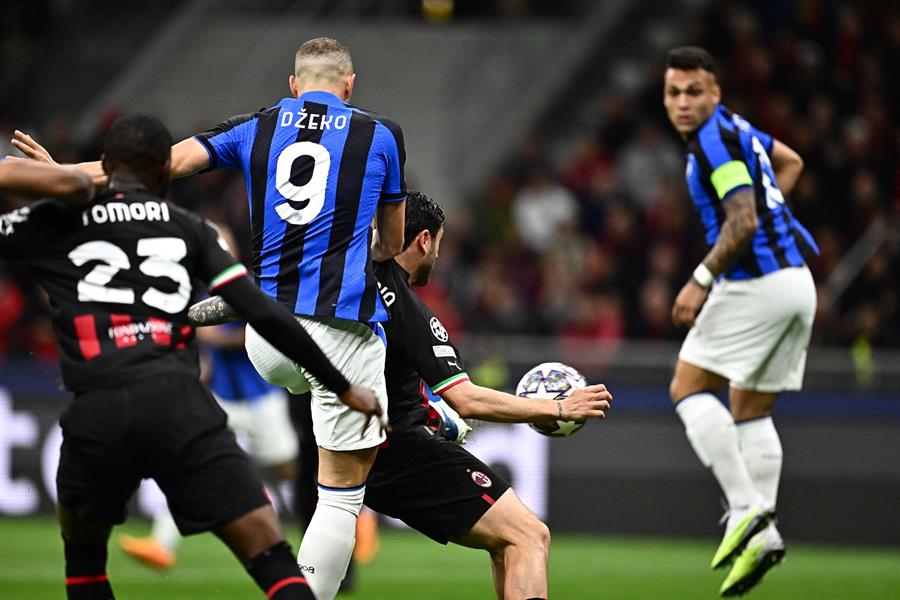 مباراة إنتر ميلان وإيه سي ميلان 