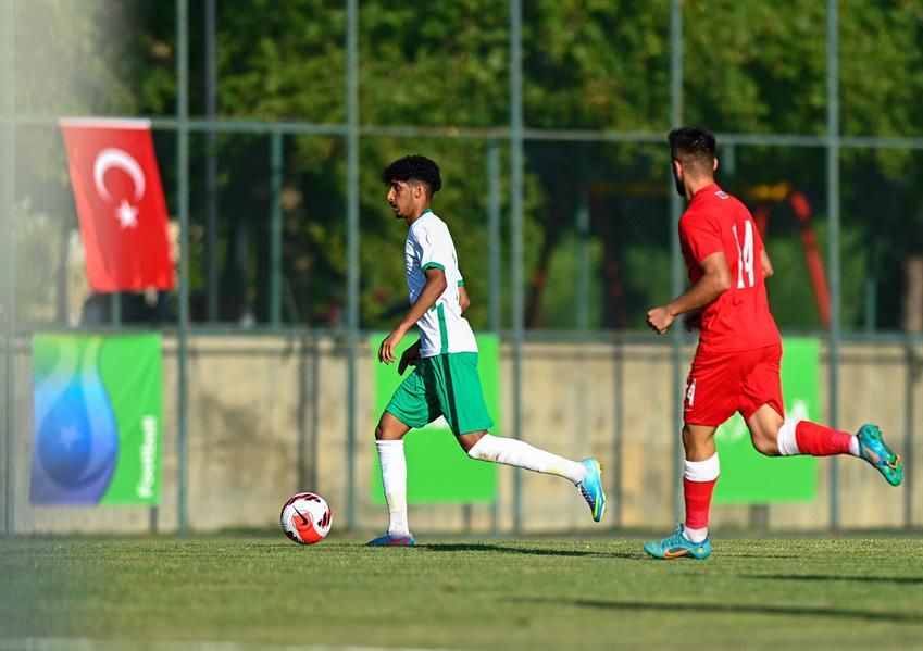 الاخضر الاخضر