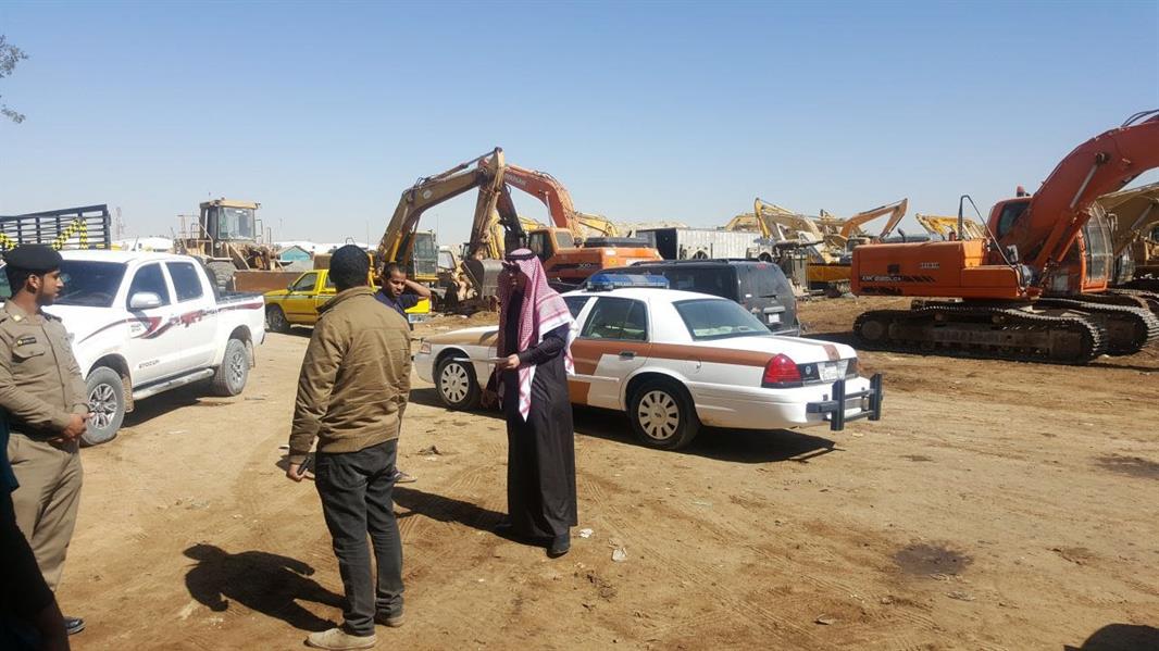 شرطة الرياض تضبط (١٠٨) مخالف وتكثف جهود الحملة على باعة الخضروات واللحوم الفاسدة والورش المخالفة بمشاركة عدة جهات