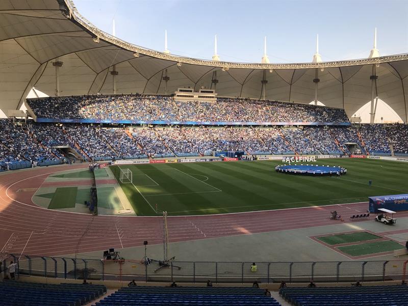 شاهد.. إستاد الملك فهد كامل العدد بمشجعي الهلال قبل انطلاق ذهاب نهائي آسيا