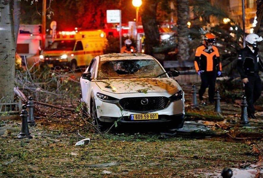 قصف 130 صاروخاً على تل أبيب من غزة