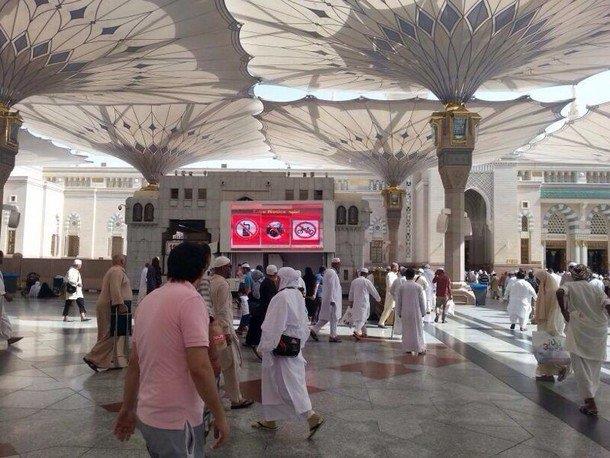 شاشات المسجد النبوي