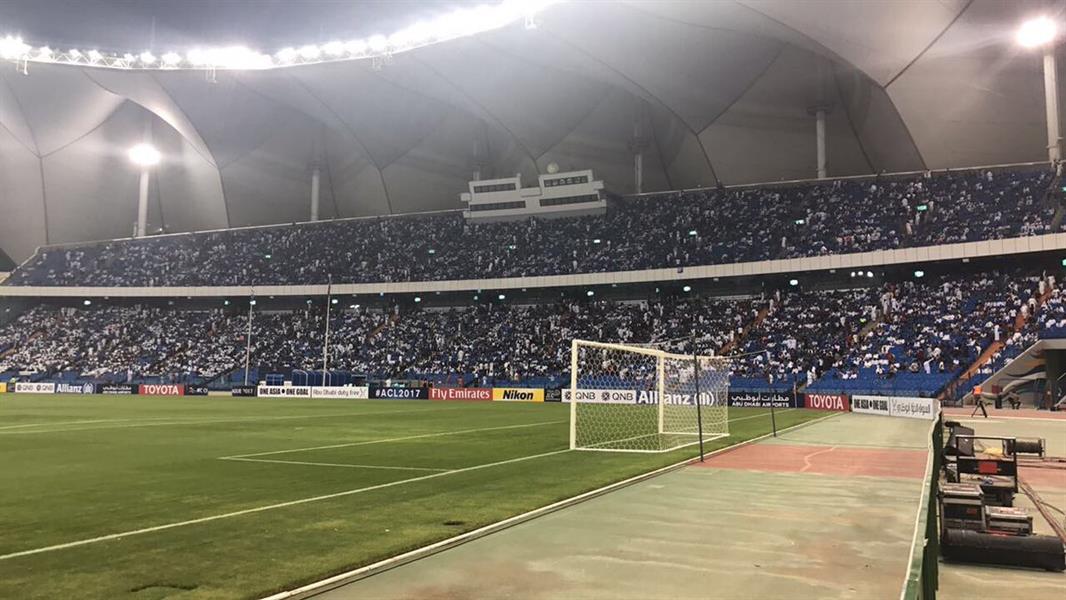 شاهد.. امتلاء واجهة 