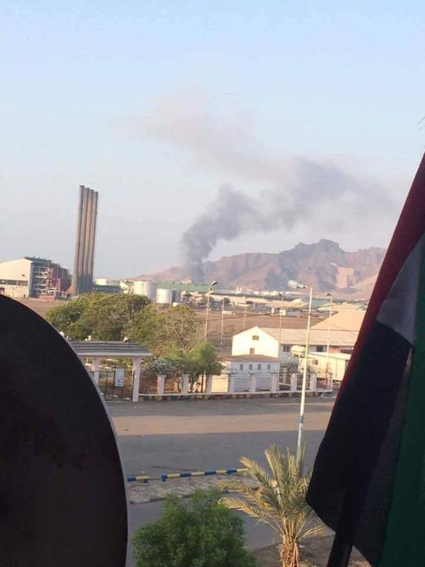 انفجارات في مقر الحكومة اليمنية بعدن 