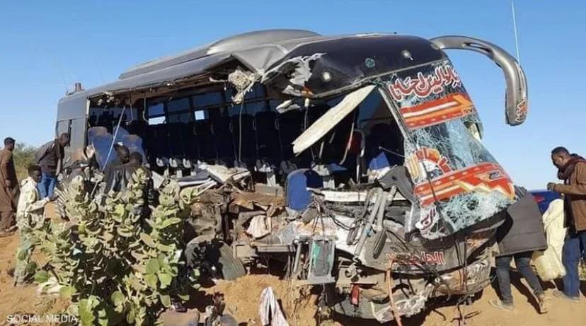 السودان: وفاة وإصابة 35 شخصاً نتيجة اصطدام حافلة بشاحنة (صور)