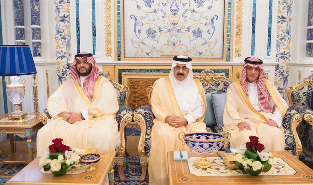 خادم الحرمين يتسلم رسالة خطية من أمير دولة الكويت