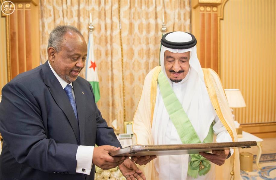 خادم الحرمين الشريفين يعقد جلسات مباحثات مع رئيس جيبوتي