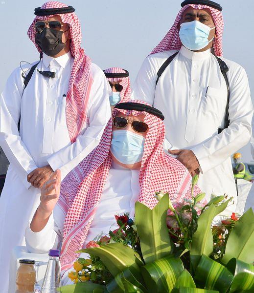 أمير جازان يتفقد سير العمل بمشروع أمير جازان يتفقد سير العمل بمشروع