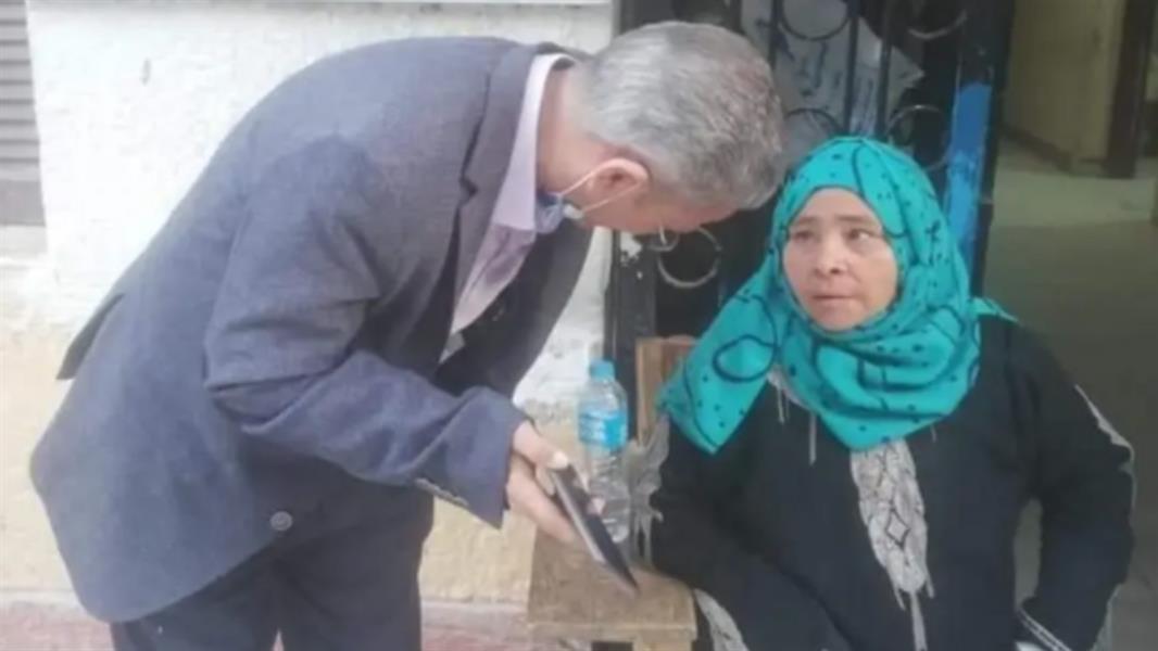 سيدة "حـادث قطاري مصر" تواجه ابنها على الهواء.. وتؤكد: مش مسامحاه 