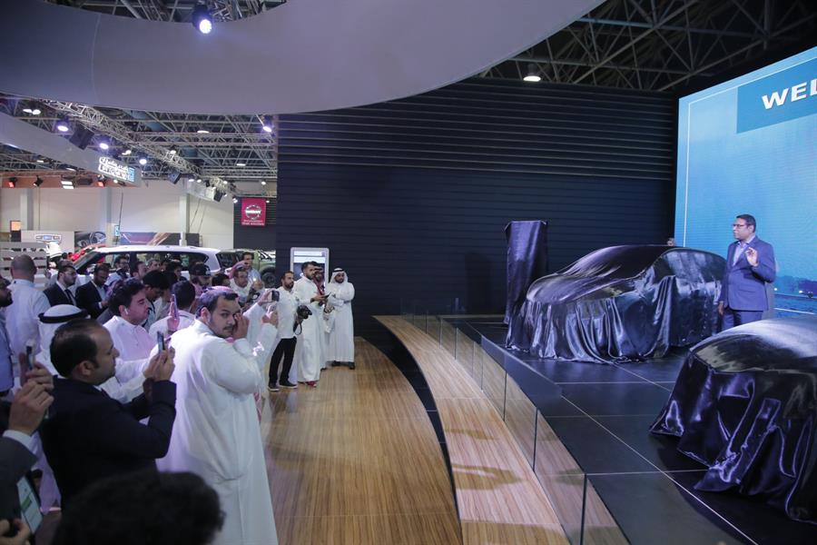 السيارة السيارة