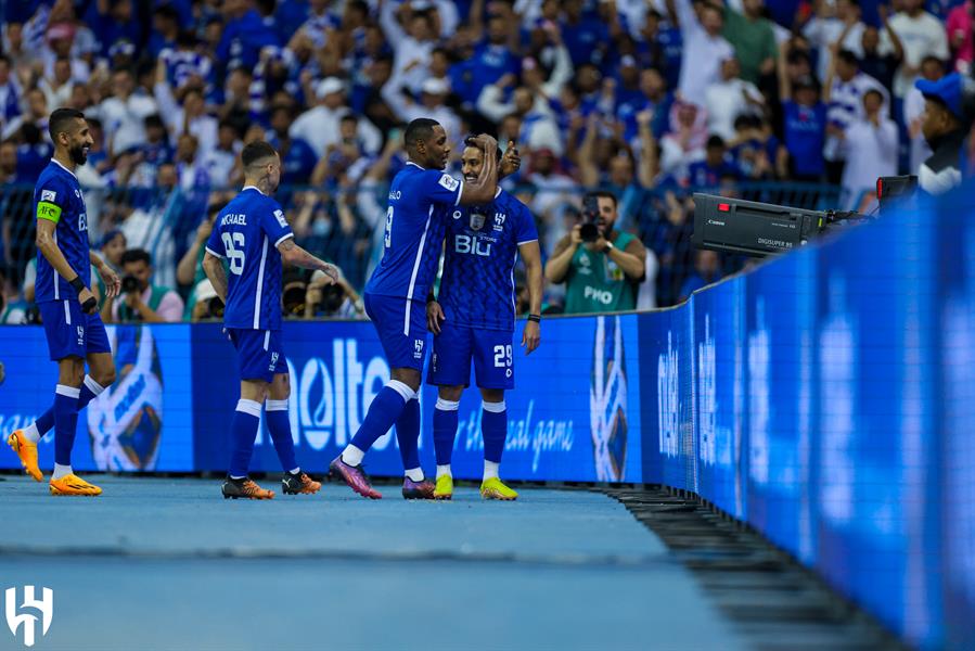 الهلال وأوراوا 