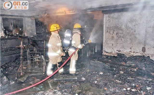 انفجار جلاكسي إس 4 يتسبب في حريق هائل