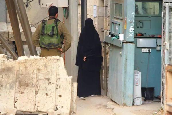 مقتل فتاة فلسطينية برصاص إسرائيلي - فيديو وصور