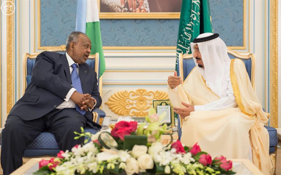 خادم الحرمين الشريفين يعقد جلسات مباحثات مع رئيس جيبوتي