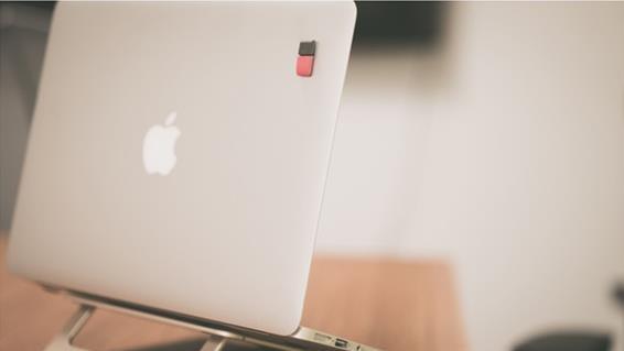 بهذا اللاصق.. لن تضيع أشياؤك بعد اليوم