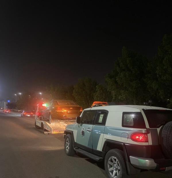 ضبط قائدي مركبتين مارسا التفحيط وعرّضا حياة الآخرين للخطر بالجوف وعرعر 