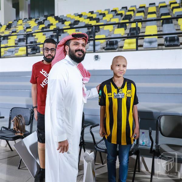 الاتحاد يستقبل مُحارب السرطان سمير بخاري